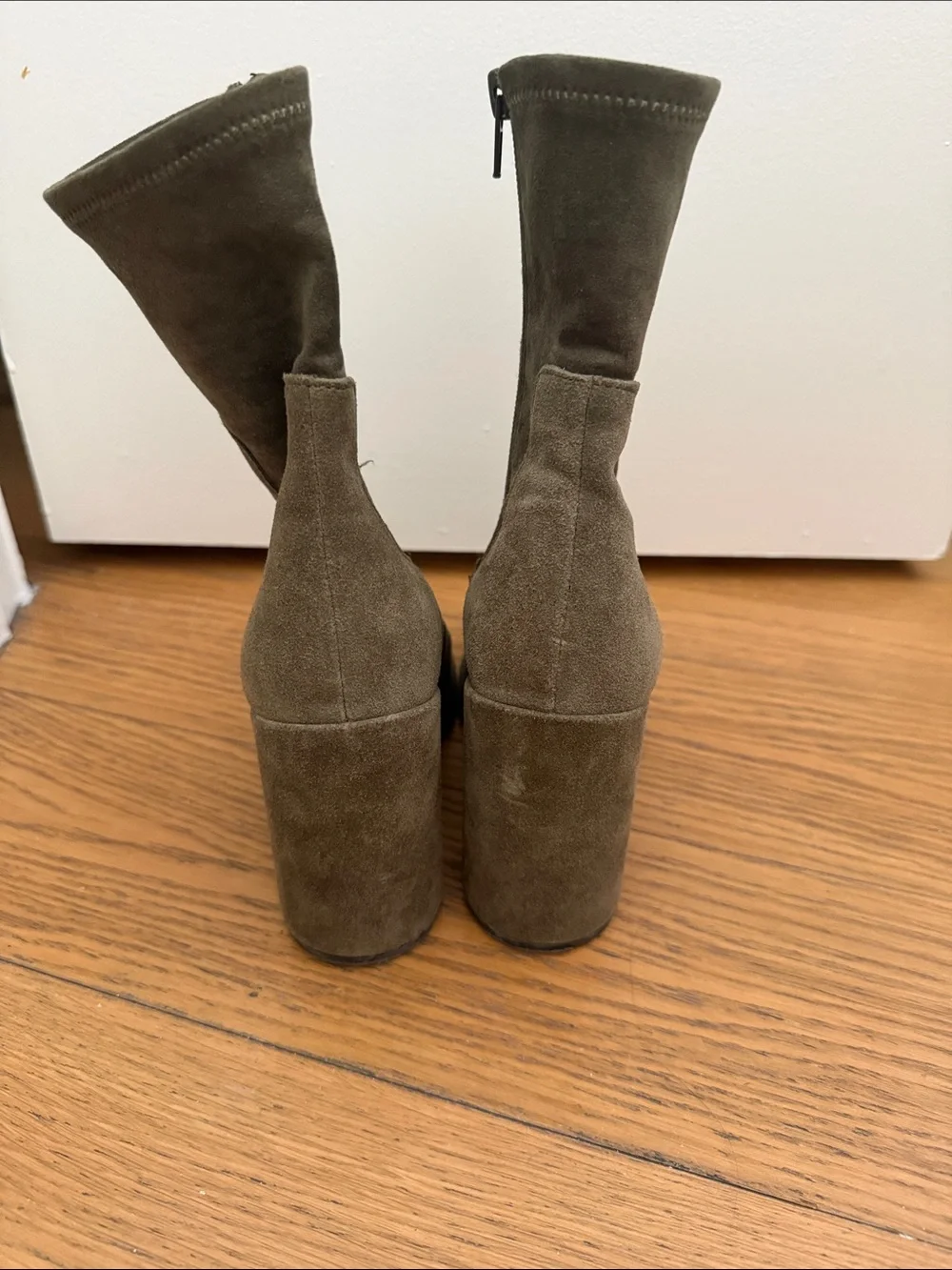Chinese Laundry suede ankle